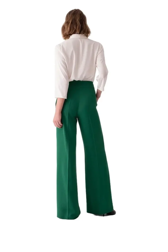 MOTRATi Mia wide-leg green pants – elegant, high-waisted green trousers with wide-leg cut, perfect for stylish office wear or casual chic outings