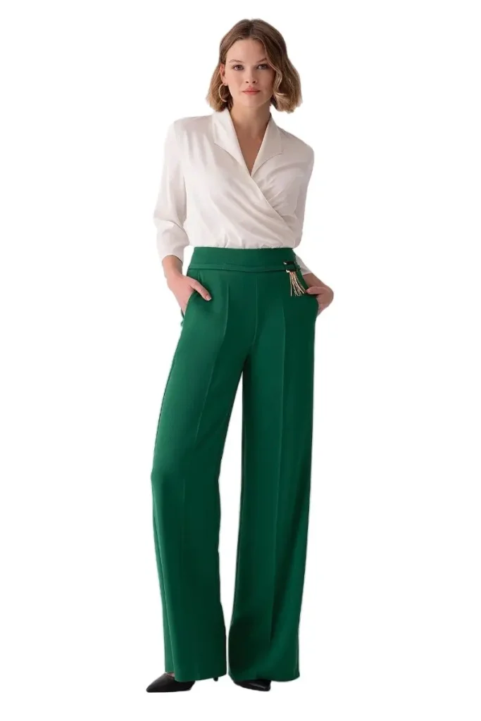 MOTRATi Elegant Palazzo Pants with Jewelry Details and Wide-Leg Silhouette - Motrati