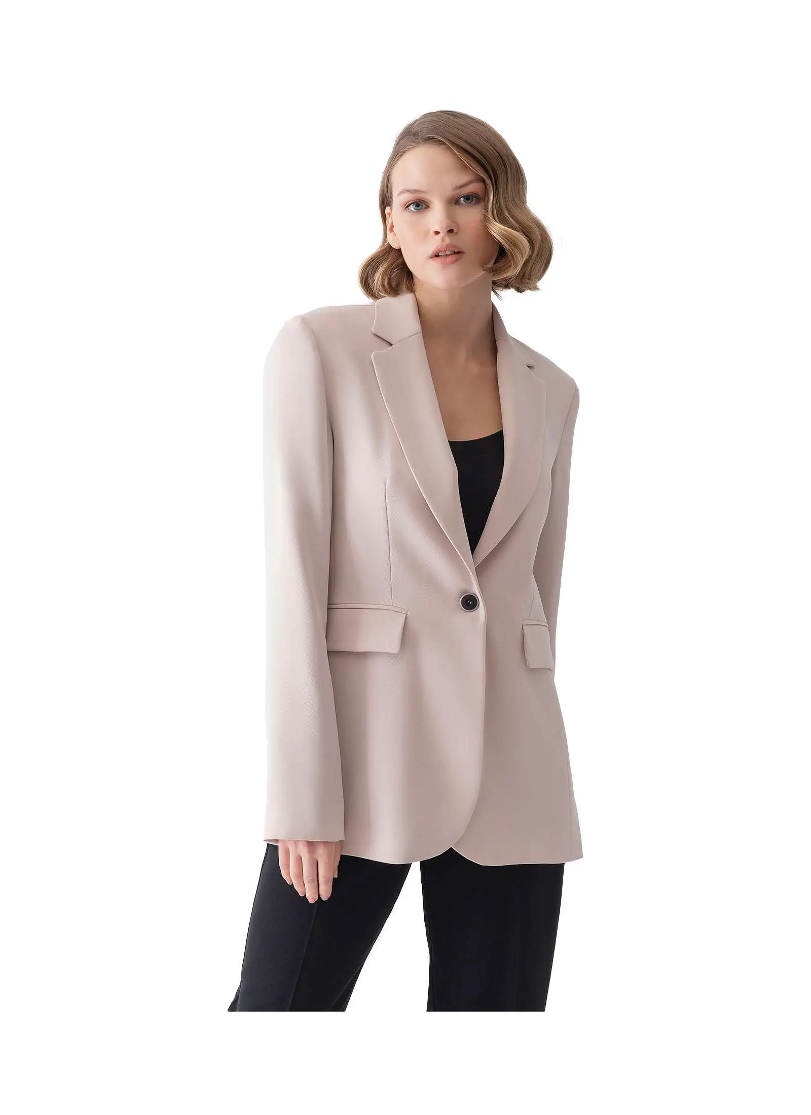 Sofia one-button women's jacket in sand color – chic corporate and workwear jacket, perfect for office or business events, featuring a sleek one-button design and a sophisticated sand color