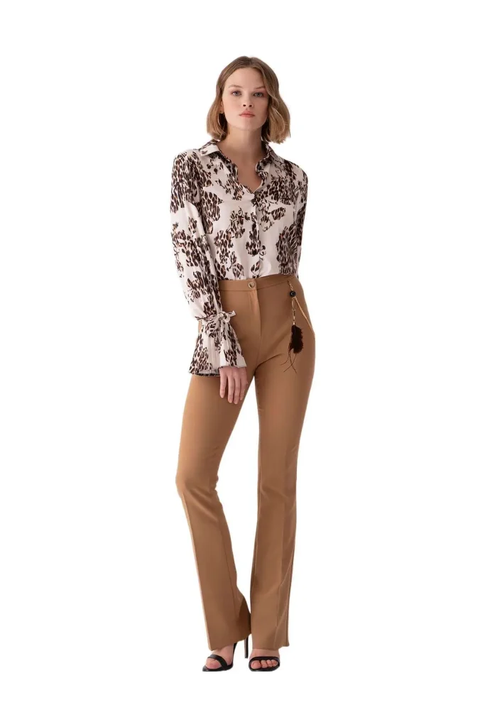 Stelli Modern Flared Pants with Removable Jewelry Details - Streetwear Style - Motrati