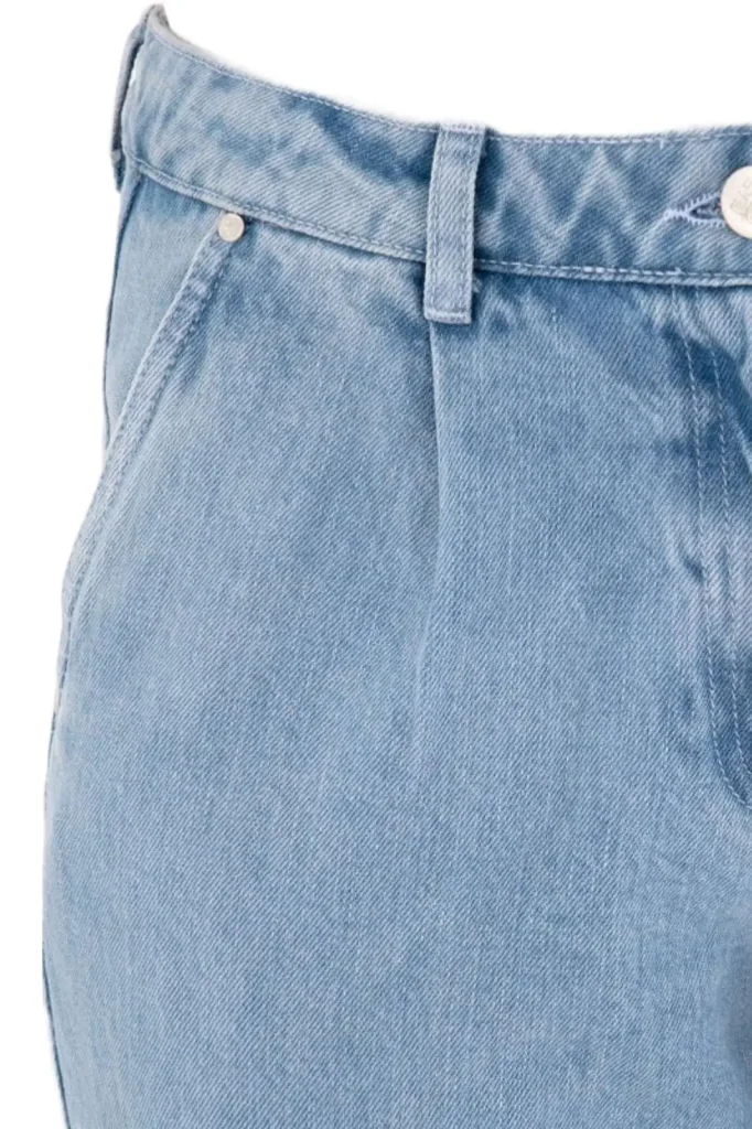 Viviana denim boyfriend jeans, featuring a relaxed, comfortable fit with a modern distressed design. Ideal for casual wear, these stylish jeans offer both comfort and a trendy, laid-back look for everyday outfits.