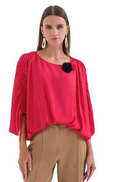 Ann-red-oversized-top-round-neck-flower-brooch